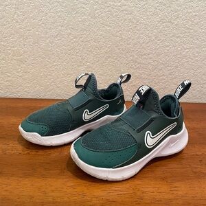 Nike Kids Forest Green Sneakers, size 11